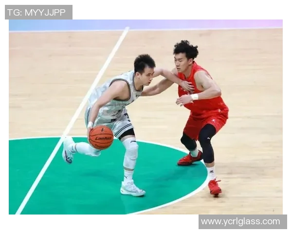 两连胜，辽宁男篮下场争小组头名 赵继伟7+14 原帅6记三分稳住局势